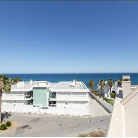 펜션 Apartamento, Casa, Adosado Frente Al Mar 카로보네라스